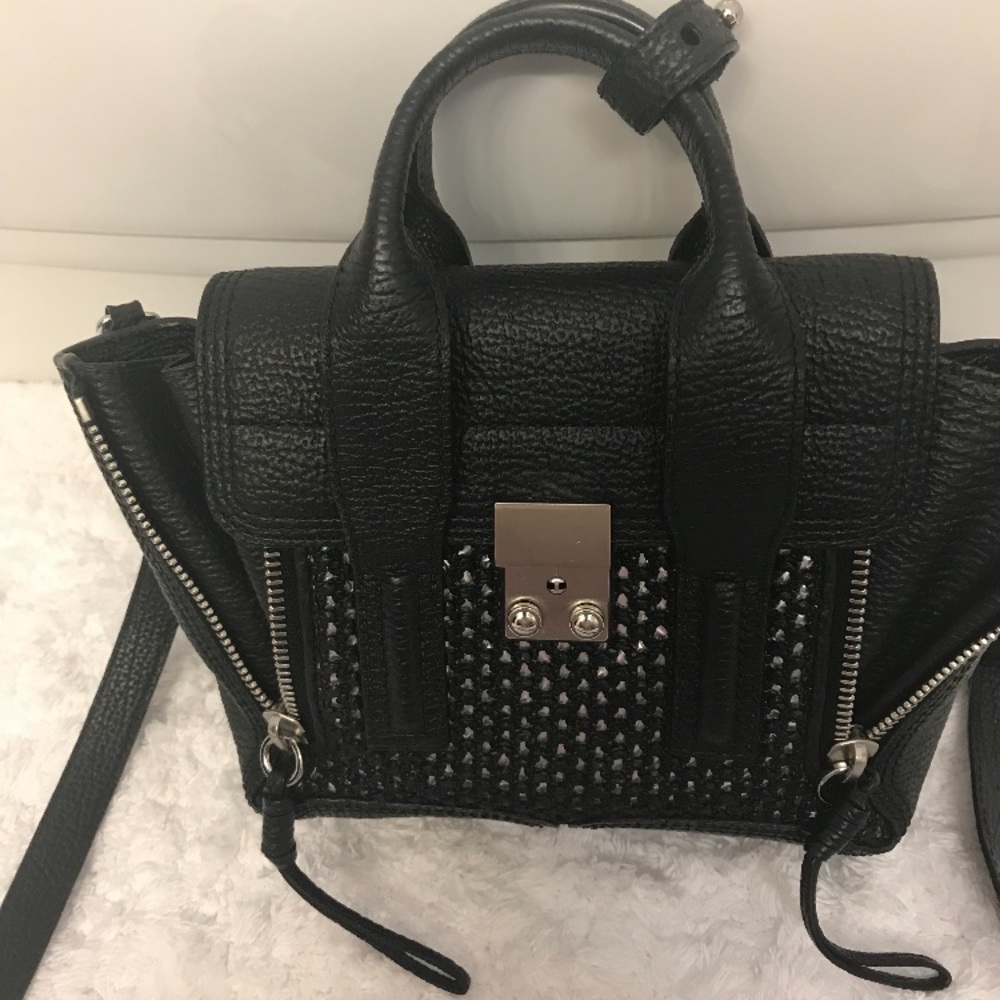 Purse - Picture 2 of 4